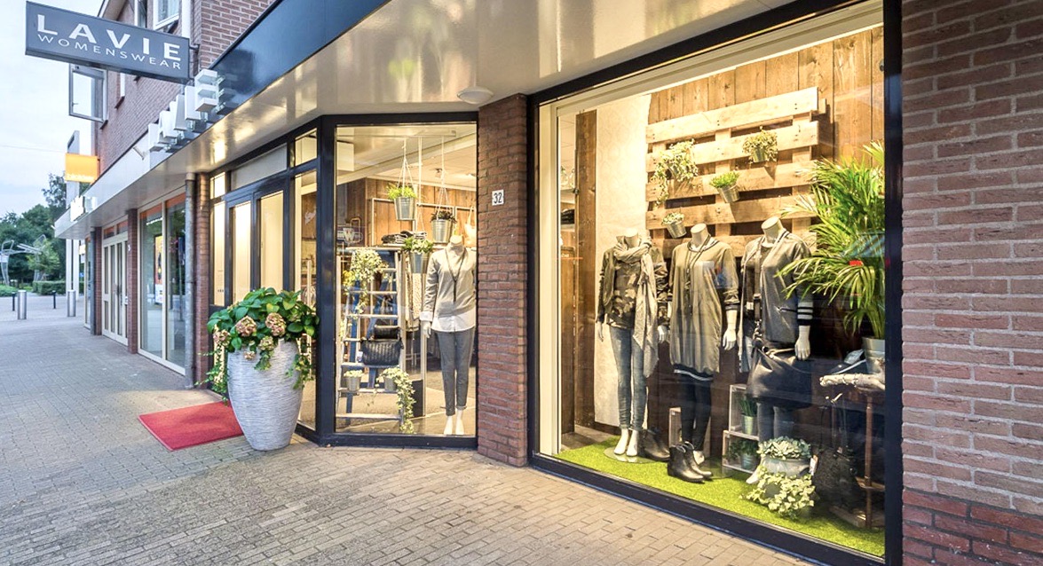 LAVIE Dorpsstraat 32 Oude winkel